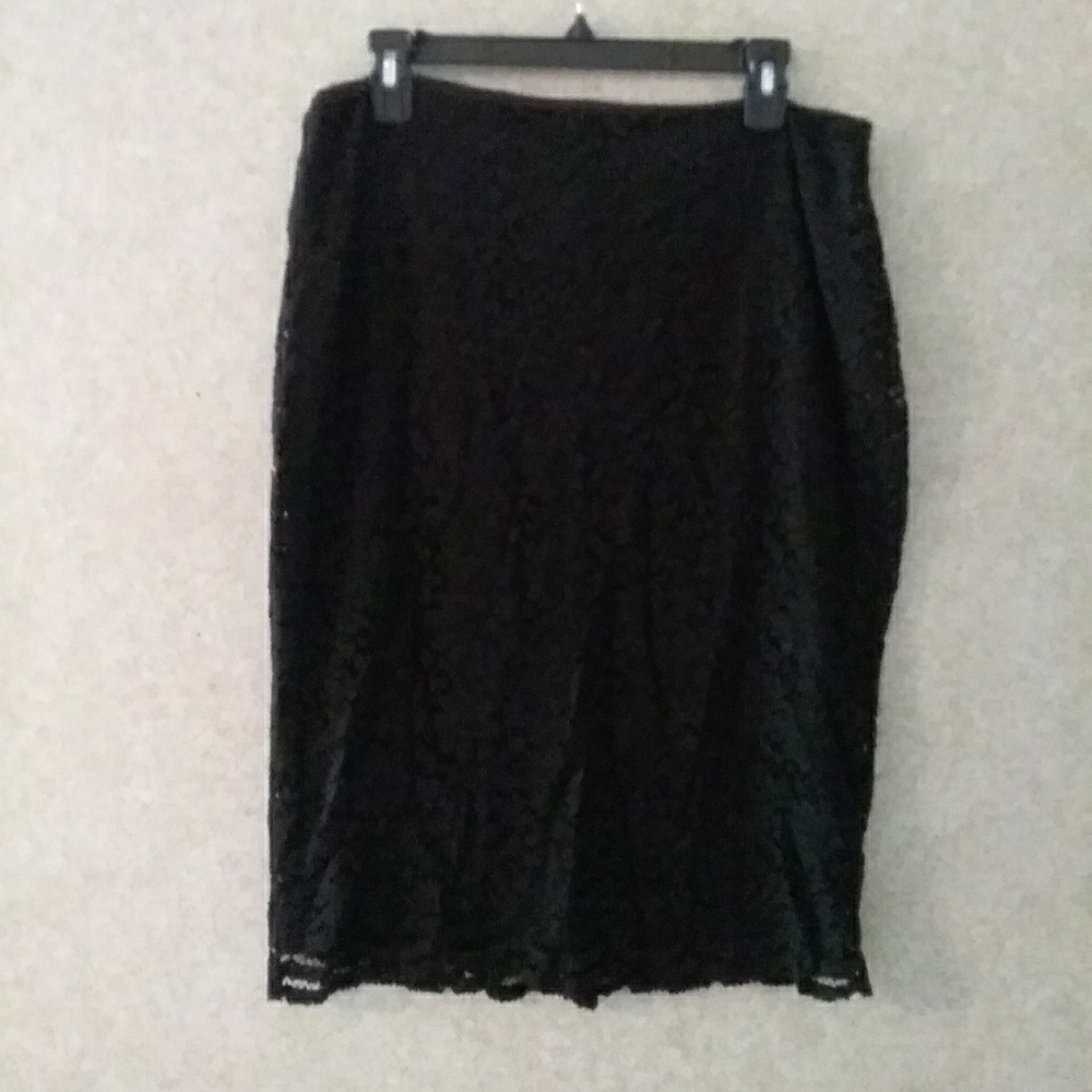 Worthington Lace Pencil Skirt